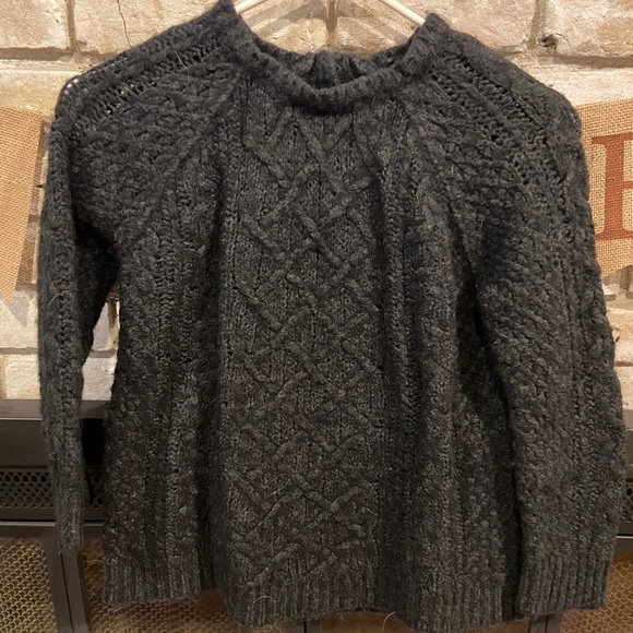 LOFT Sweaters - Loft Cable Knit Sweater